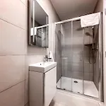 Kcm Urban Retreats Apartament