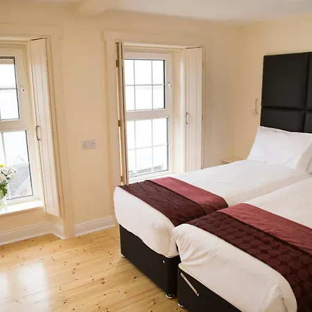 Kcm Urban Retreats Apartamento Cobh