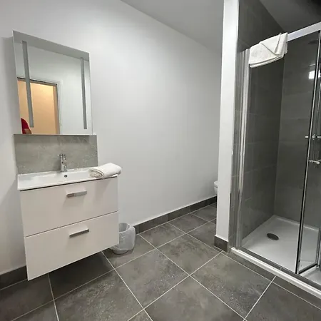 Apartment Kcm Urban Retreats *