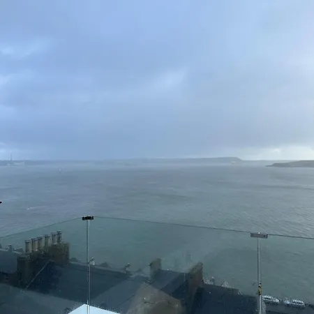 Kcm Urban Retreats Cobh