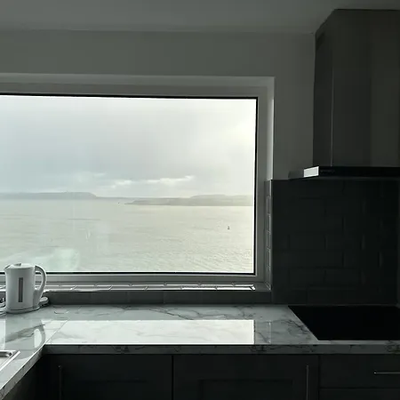 Kcm Urban Retreats * Cobh