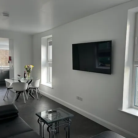 Kcm Urban Retreats Apartment *