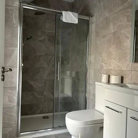 Kcm Urban Retreats *