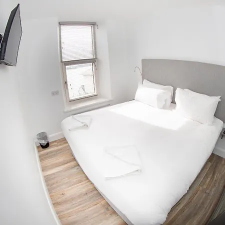 Kcm Urban Retreats Apartamento *