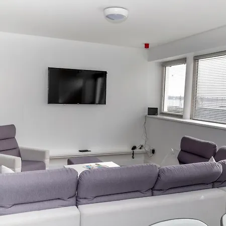 Kcm Urban Retreats Ков