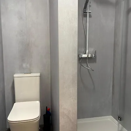 Kcm Urban Retreats Apartment Cobh