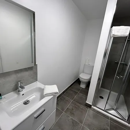 Kcm Urban Retreats Apartment *