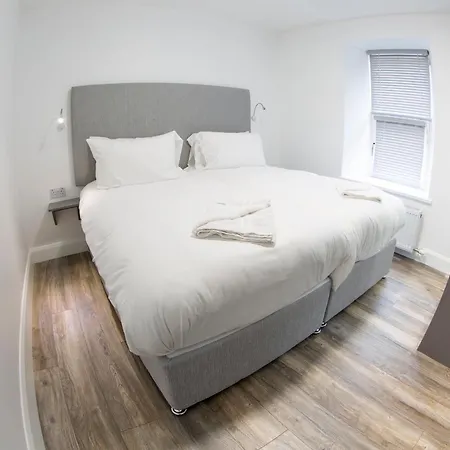 Kcm Urban Retreats *