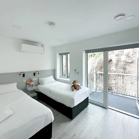 Kcm Urban Retreats * קוב