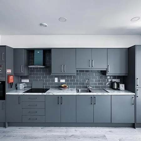 Kcm Urban Retreats 公寓