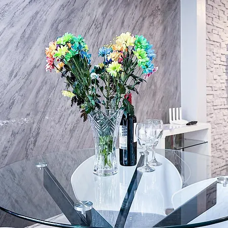 Kcm Urban Retreats * קוב