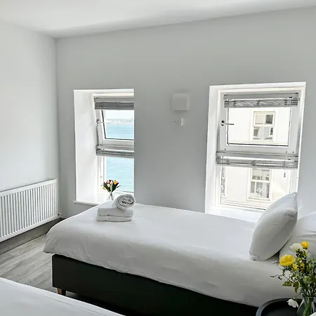 Kcm Urban Retreats