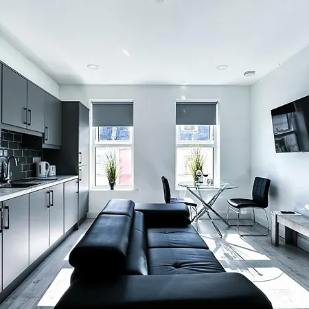Kcm Urban Retreats Апартаменты *