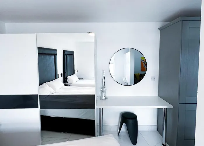 Kcm Urban Retreats Cobh